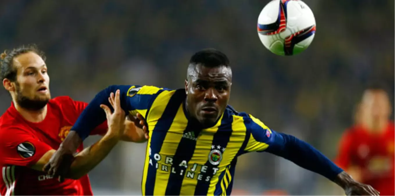 Stadı En Erken Emenike Terk Etti