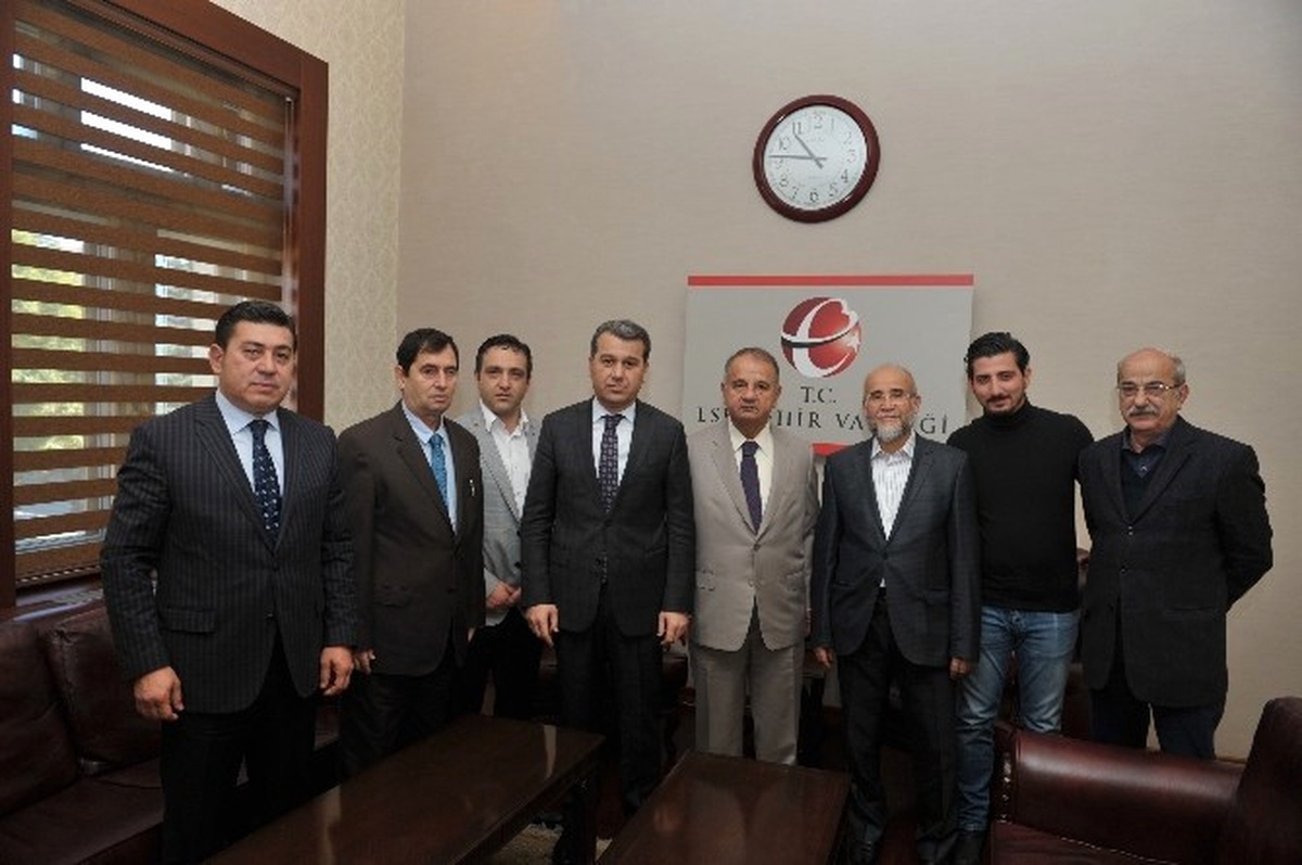Tursab Temsilcileri Vali Çelik\'i Ziyaret Etti