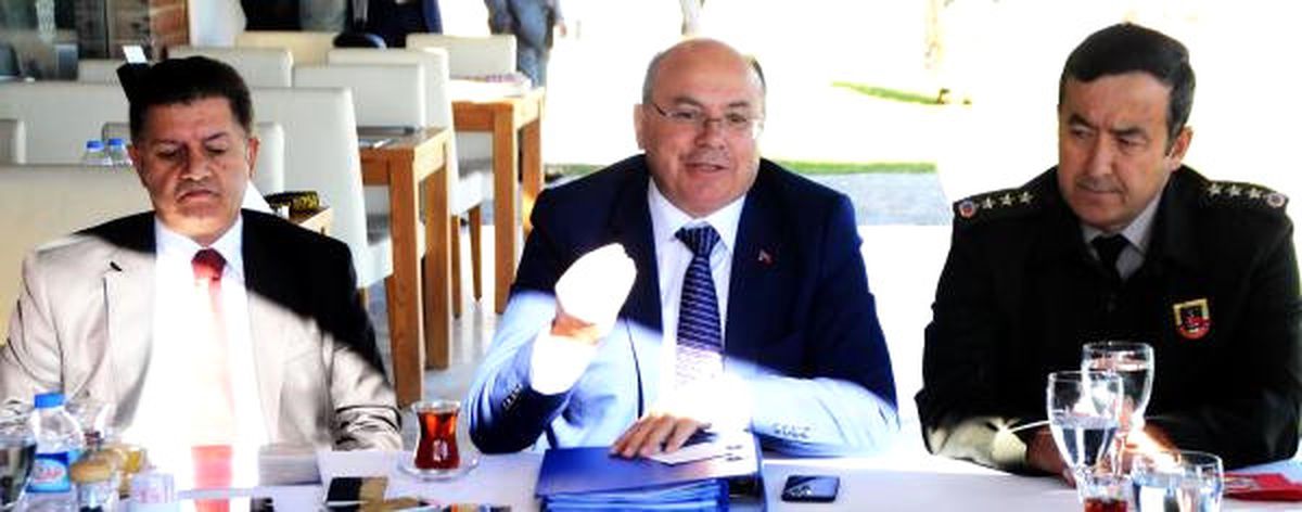 Vali Çiçek: 50 Dakika Daha Kalsak, Bombalar Yağacaktı