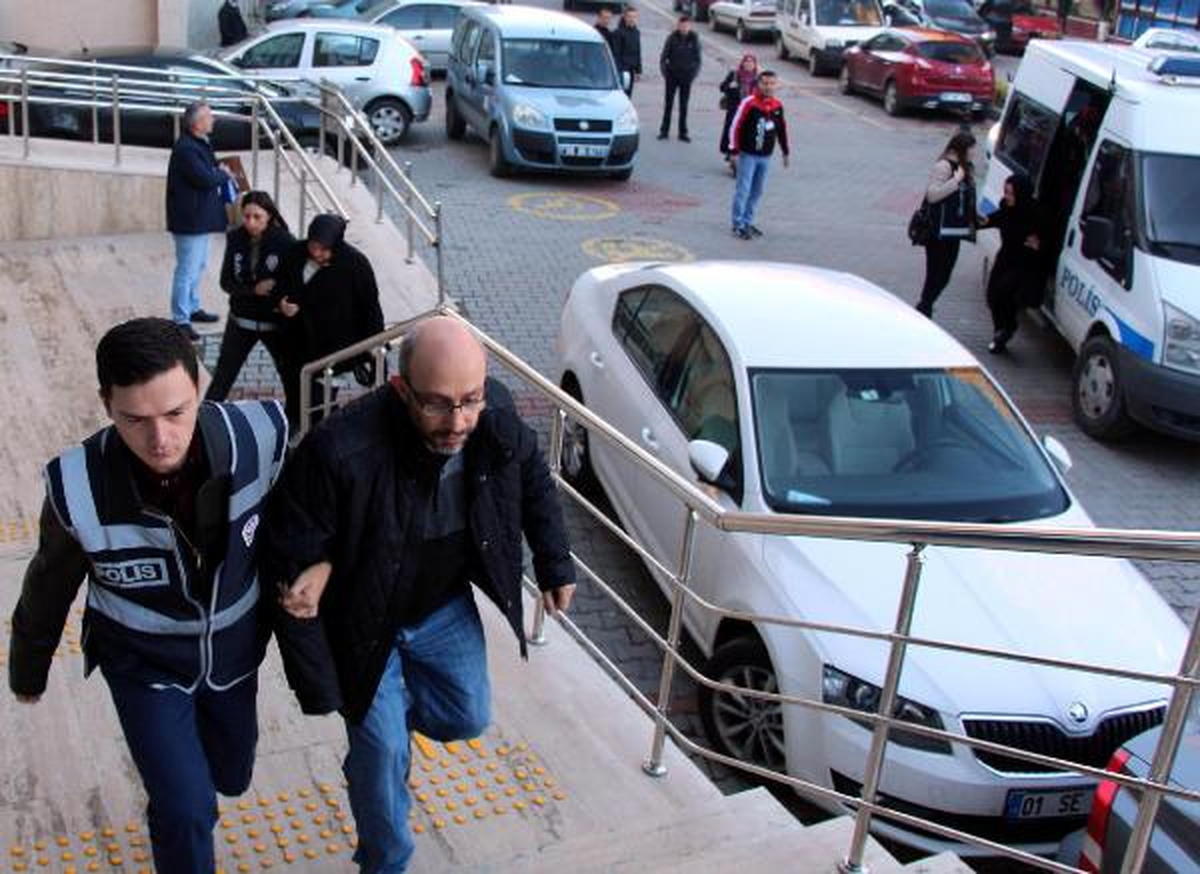Zonguldak\'ta Fetö Şüphelisi 4 Kişi Adliyede