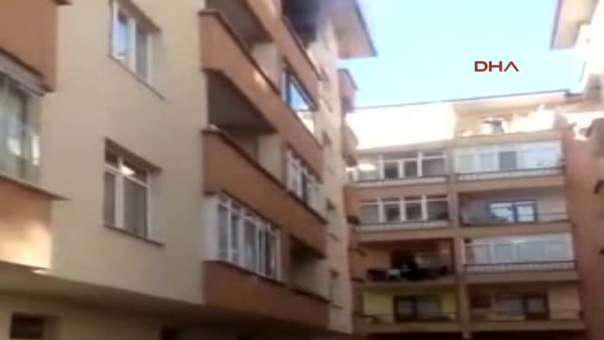 Amasya?da Eşiyle Tartışan Koca Evi Ateşe Verdi