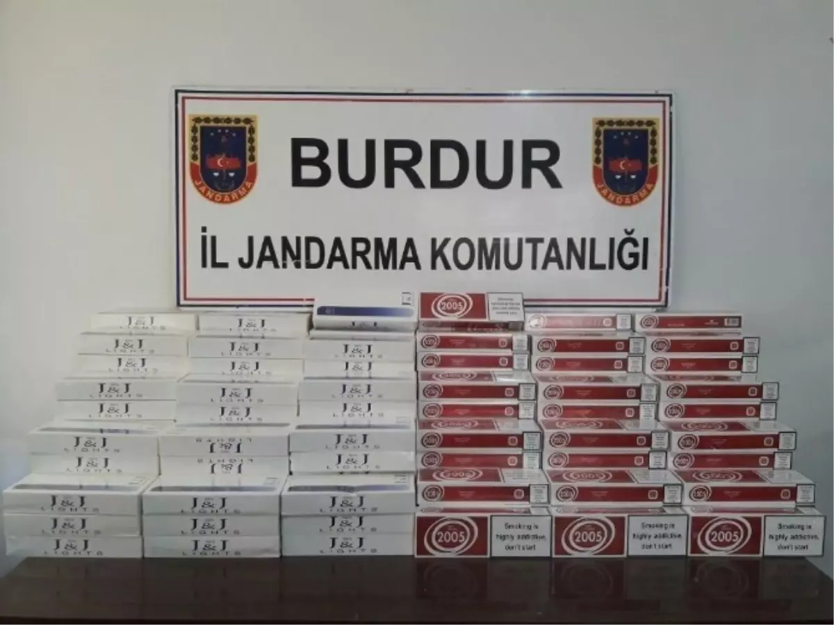 Burdur\'da Yolcu Otobüsünde 940 Paket Kaçak Sigara Ele Geçirildi