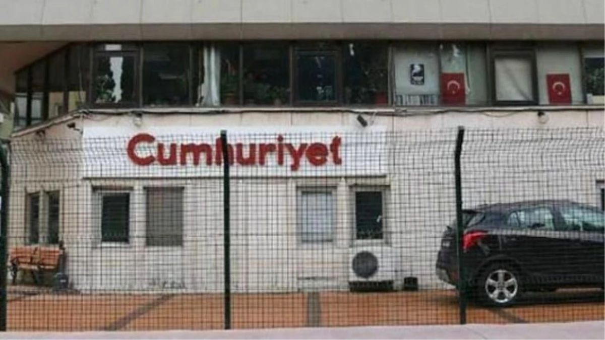 Cumhuriyet Gazetesi Yönetici ve Yazarlarının Avukat Kısıtlaması Kaldırıldı