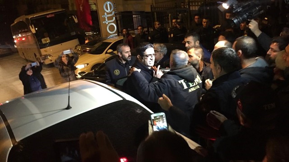 Dha Ankara-(Yeniden) Hdp\'li Baluken Böyle Gözaltına Alındı