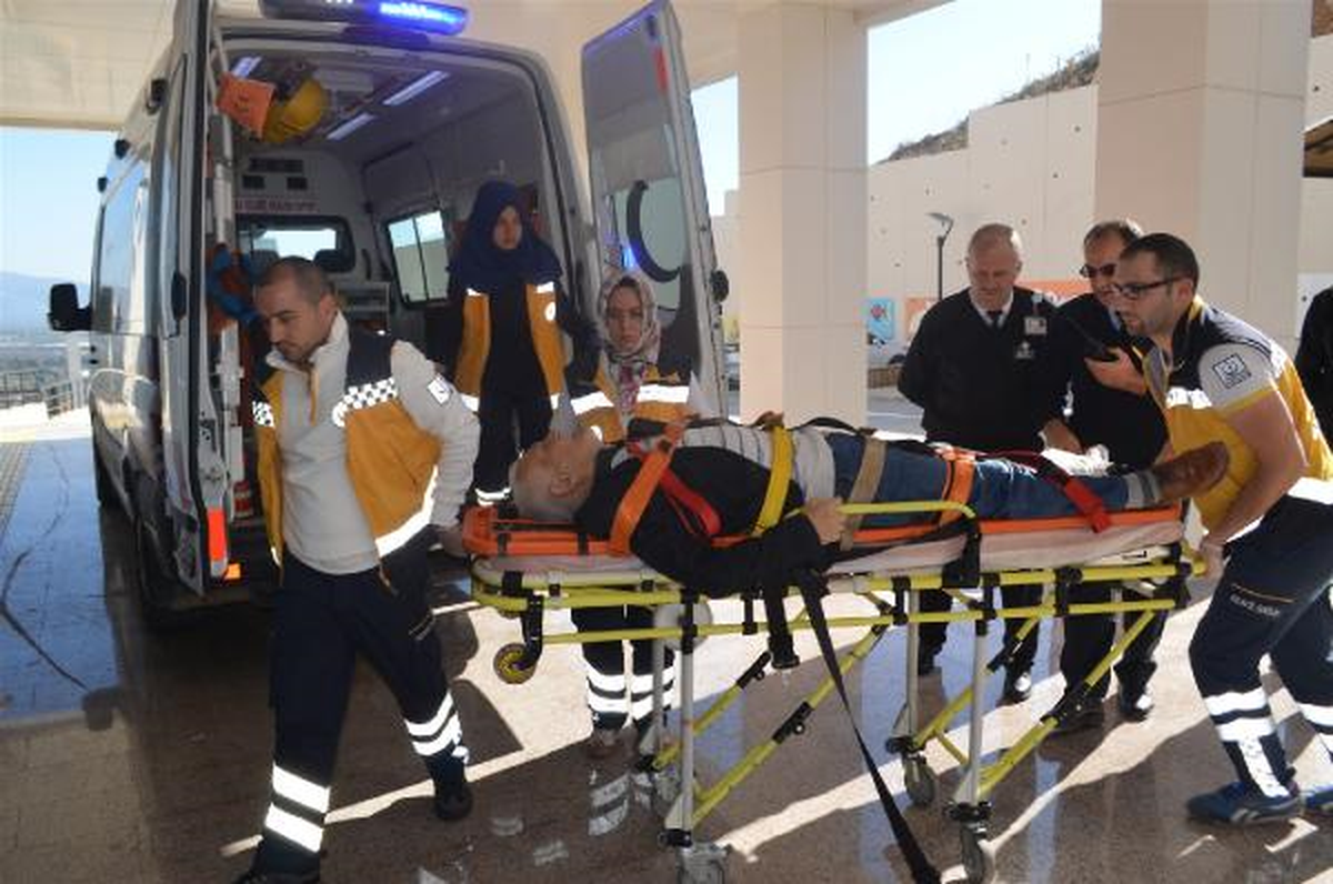 Emekli Polis, Tartıştığı Apartman Yöneticisini Yaraladı