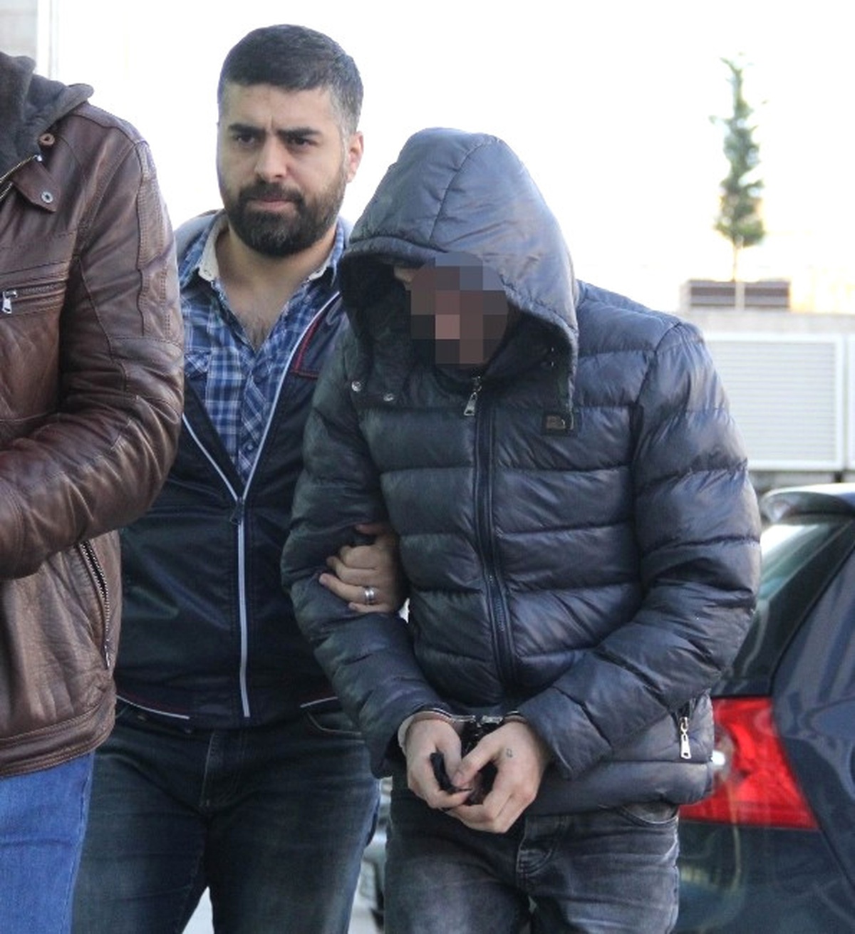 Esrar ve Hapla Yakalanan Genç Tutuklandı