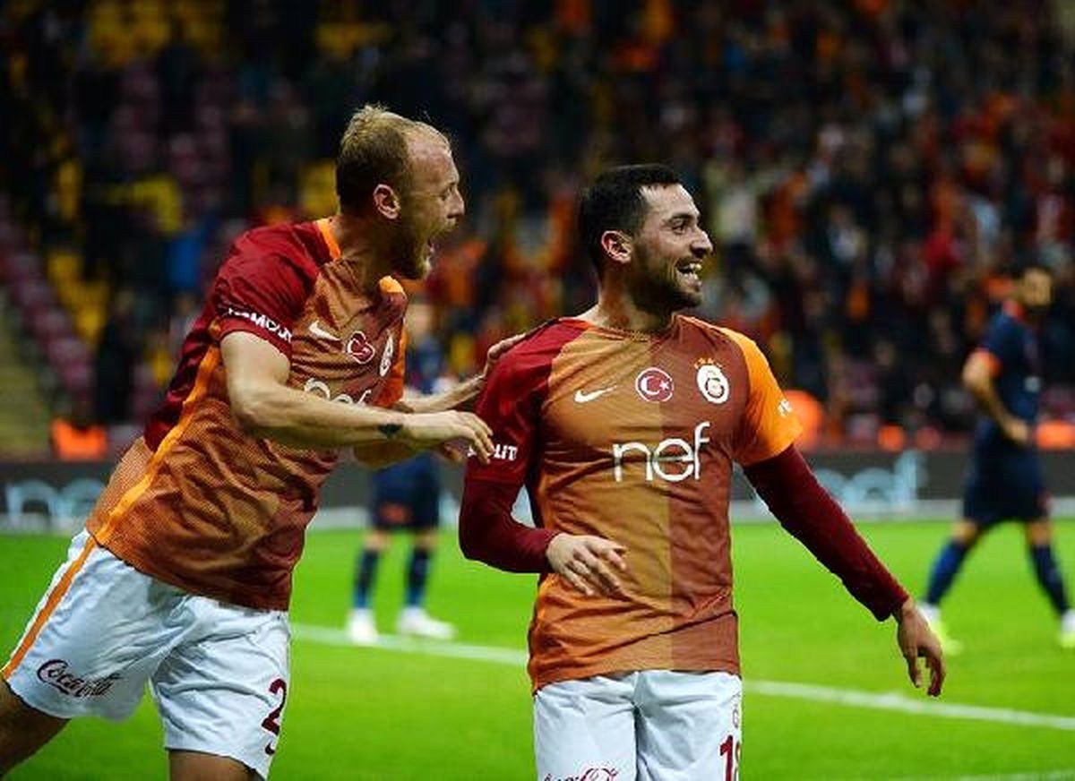 Galatasaray: 1 - Medipol Başakşehir: 2