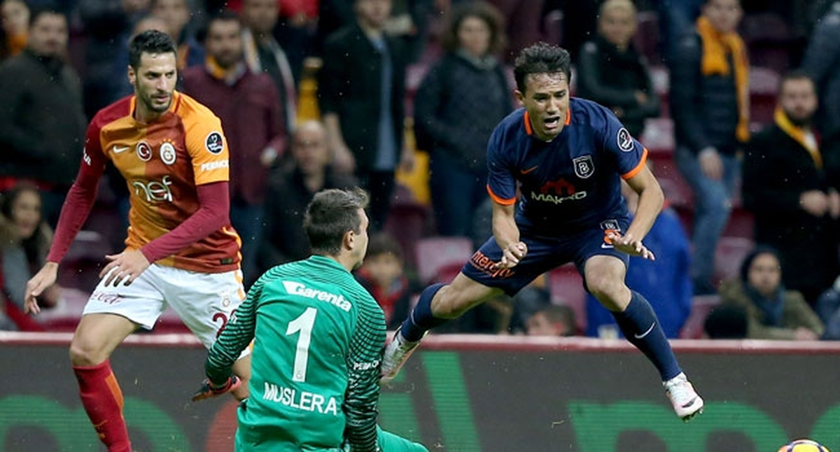 Galatasaray Sportif AŞ Yönetim Kurulu Üyesi Nazifoğlu: Maçın Hakkı Beraberlikti Ama Yaptığımız...