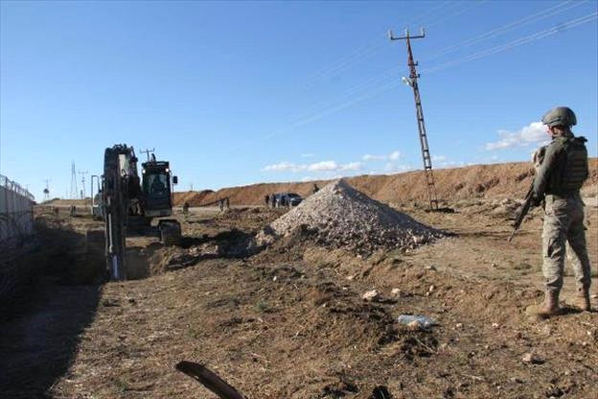 Nusaybin\'den Suriye\'ye Açılan Tünel Bulundu