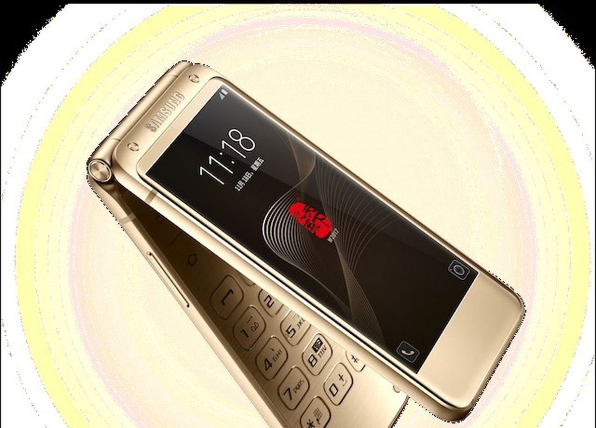 Samsung W2017 Artık Resmi!