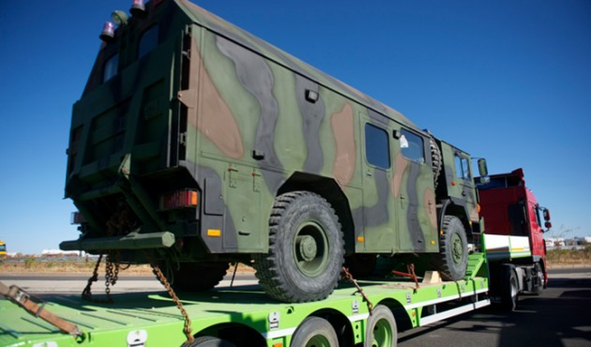 Sınıra Tank ve Zırhlı Araç Sevkiyatı