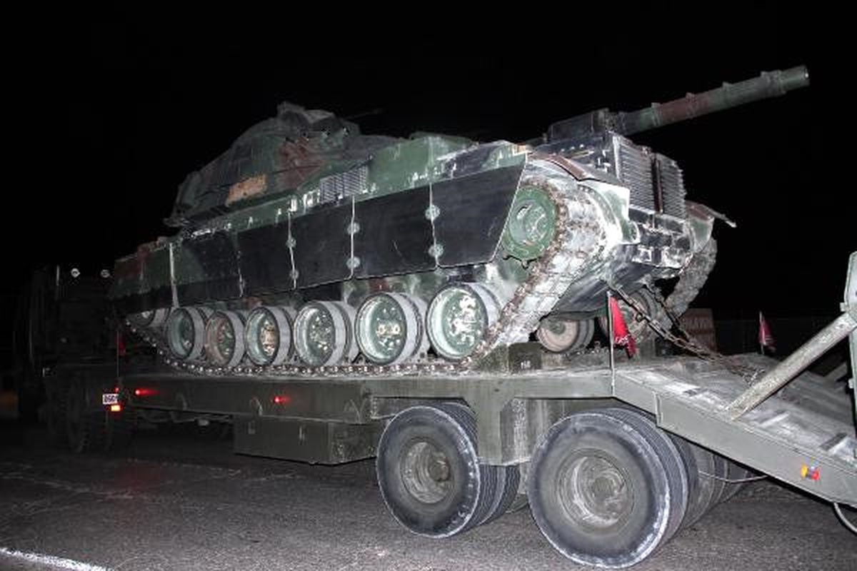 Tank ve Zırhlı Araç Konvoyu Kızıltepe\'ye, İş Makineleri İse Silopi\'ye Ulaştı (2)