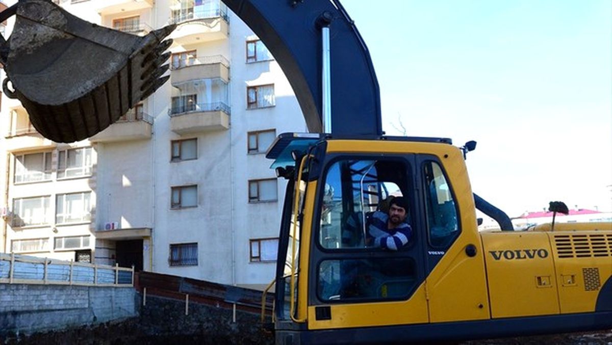 Trabzon\'da Akaryakıt Hırsızılğı