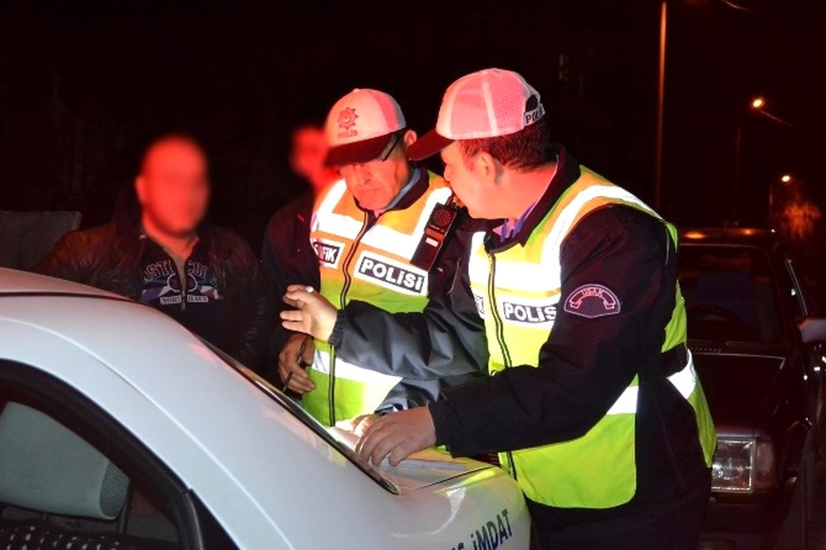 Uşak Polisi Suç Unsurlarına Taviz Vermiyor