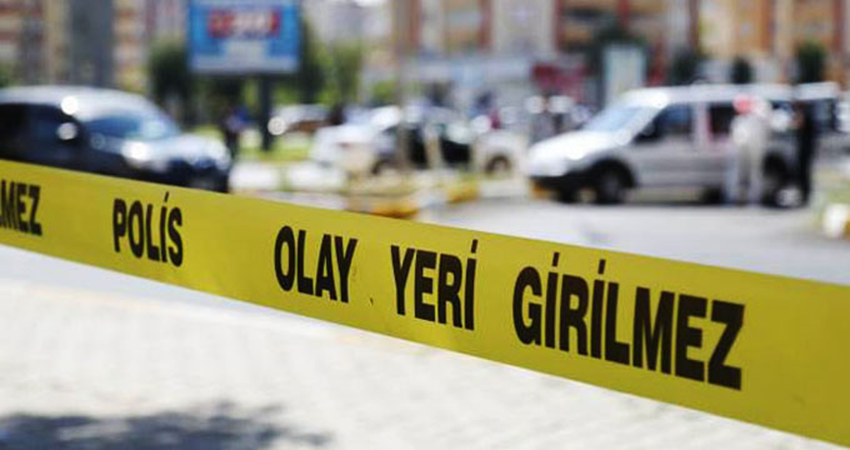 61 Yaşındaki Adam, Evine Ekmek Götürürken Öldürüldü