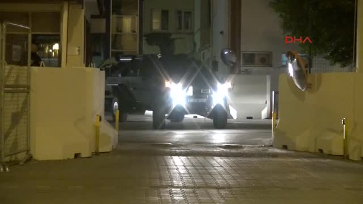 Adana\'da Hdp Il ve Ilçe Yöneticilerine Operasyon 9 Gözaltı