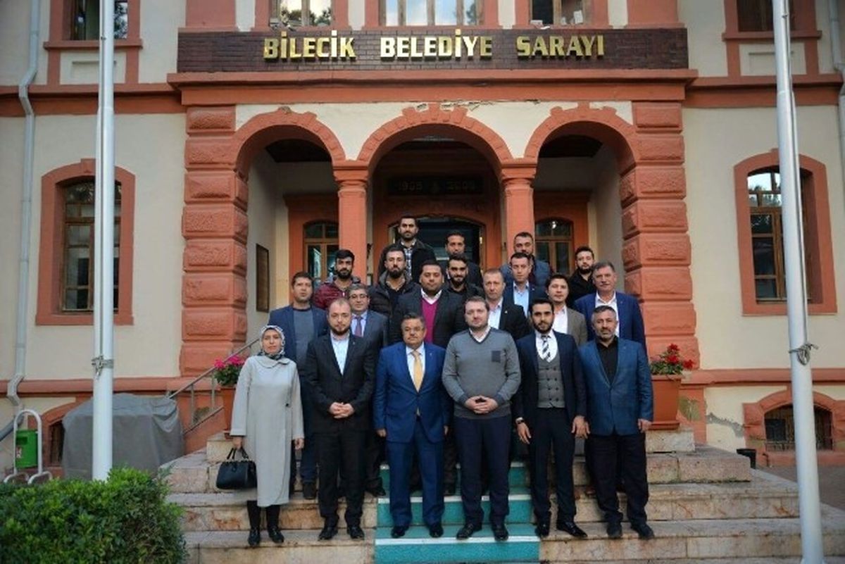 AK Parti Gençlik Kolları Genel Başkanı Ecertaş Bilecik\'te