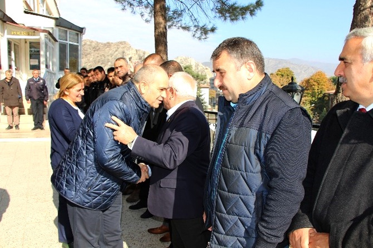 Artunay Amasyalılarla Vedalaştı