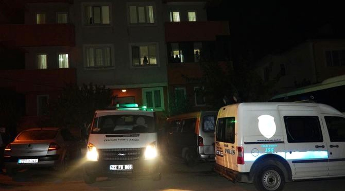 Babasının Beylik Tabancasıyla İntihar Etti