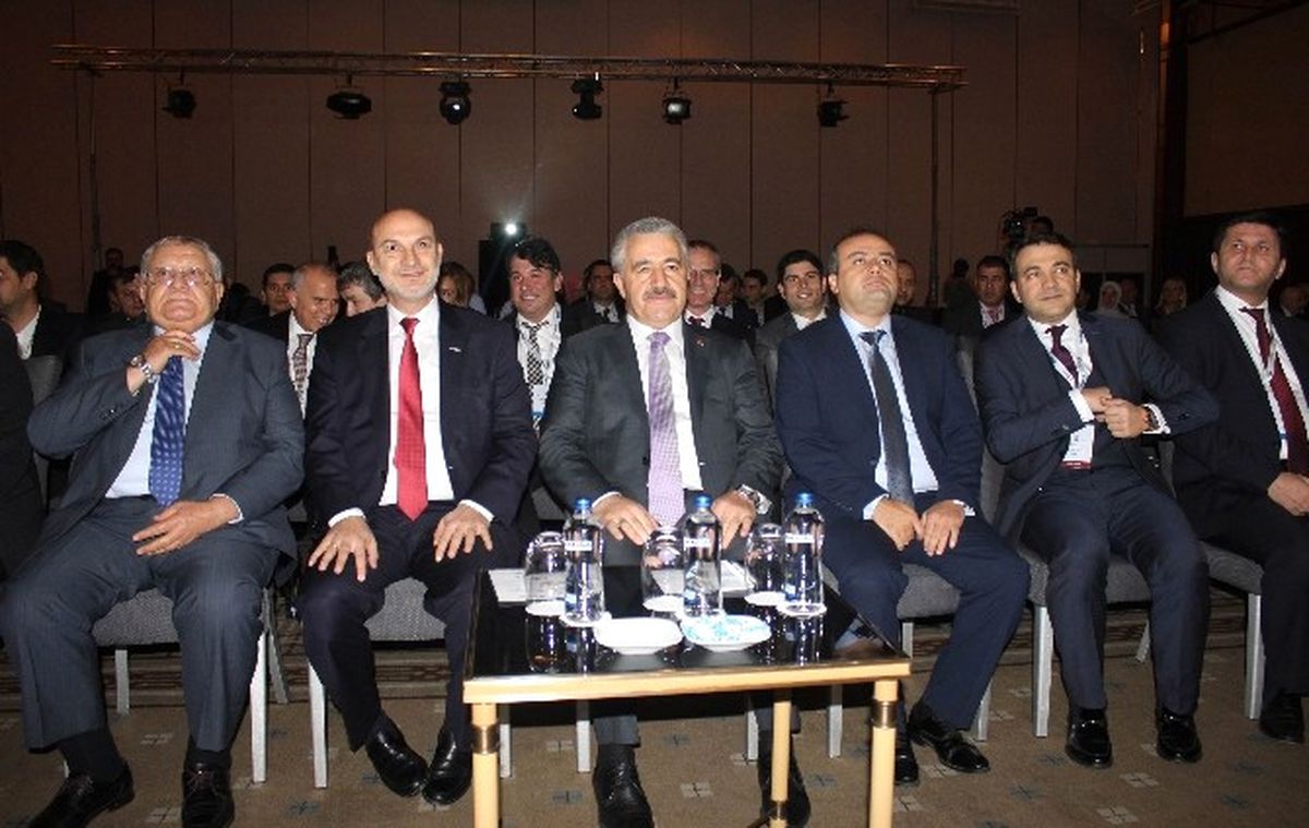 Bakan Arslan: "Çin\'den Avrupa\'ya Çok Önemli Bir Koridor Haline Geleceğiz"