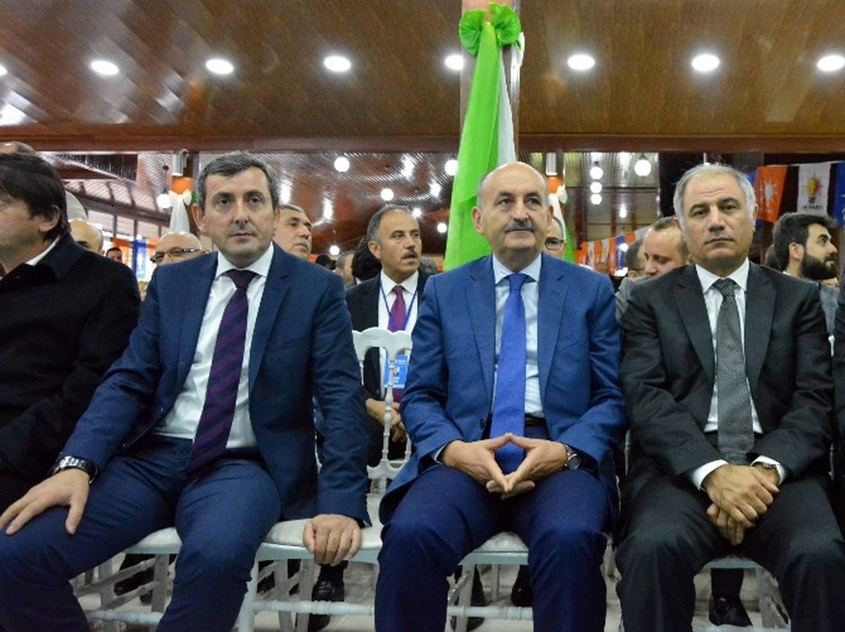 Bakan Müezzinoğlu: "Böyle Bir Fotoğrafı Bu Ülkeye ve Millete Yaşatmamalarını Onlardan Arzu Ederdik"