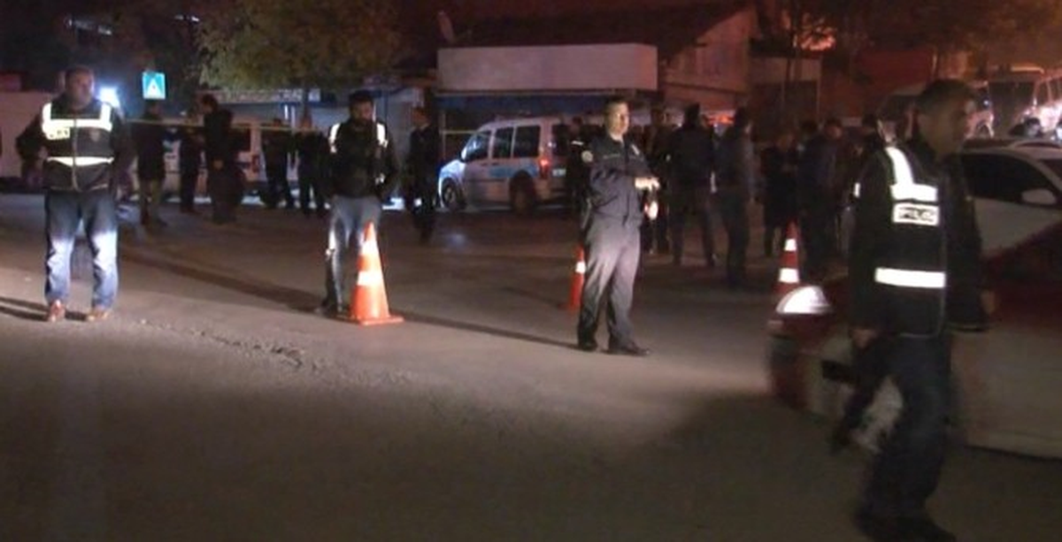 Ankara'da Uygulama Yapan Polislere Ses Bombasıyla Saldırdılar