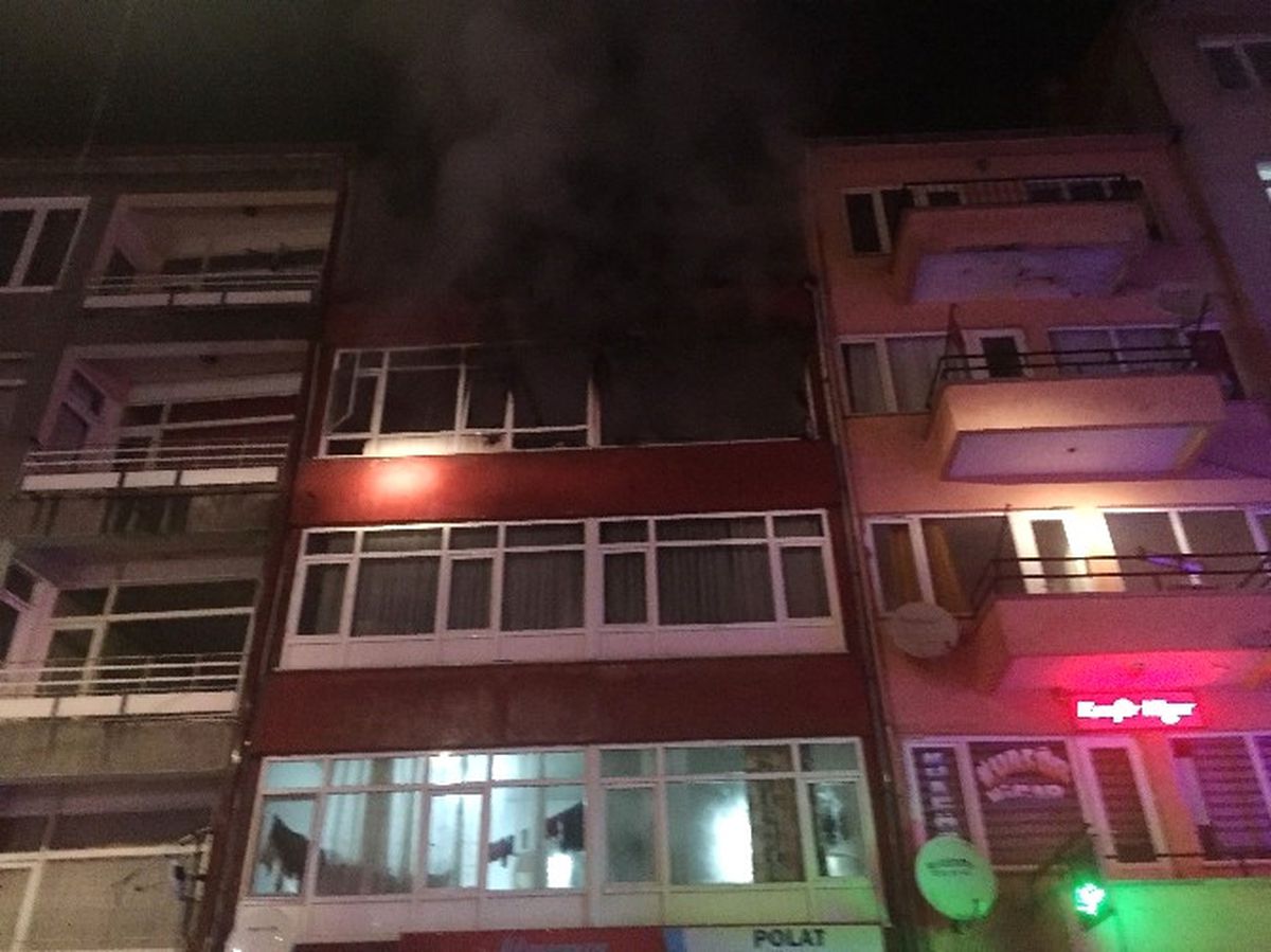 Bolu\'da Daire Alev Alev Yandı