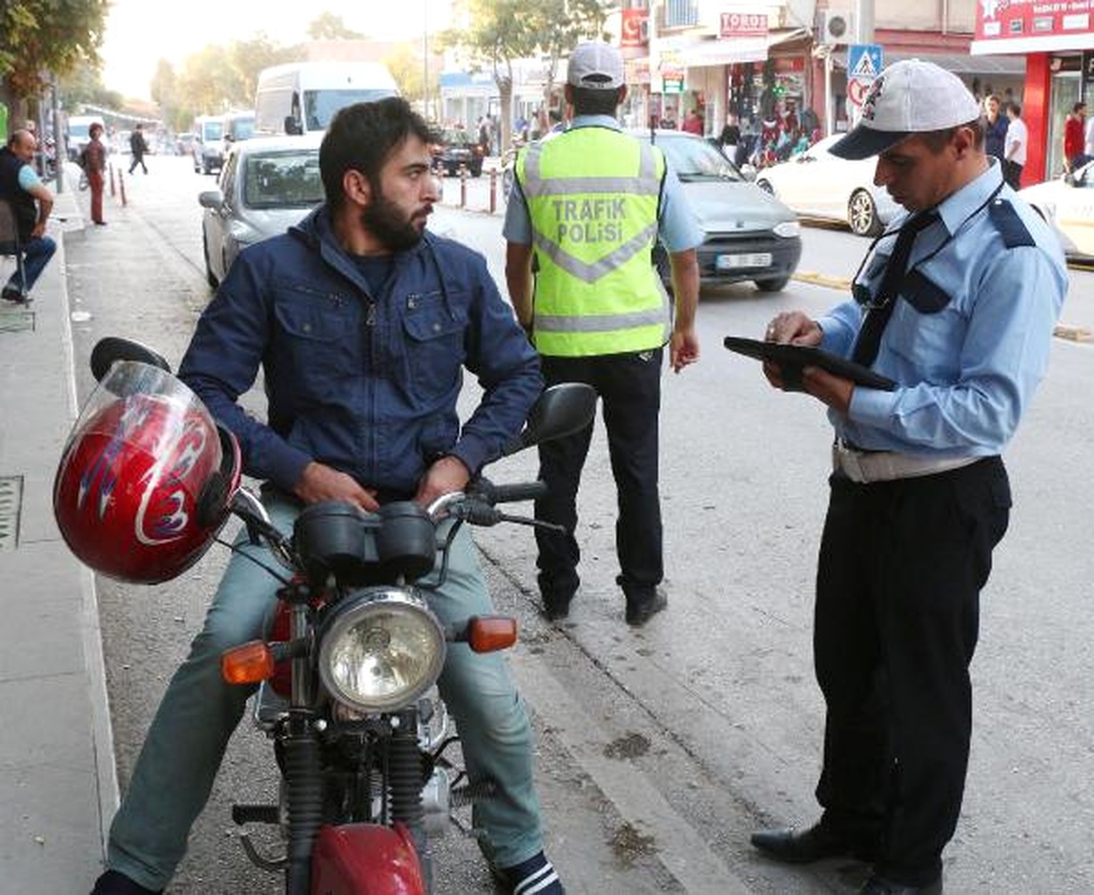 Burdur\'da Denetlenen 280 Motosikleten 176\'sına Ceza