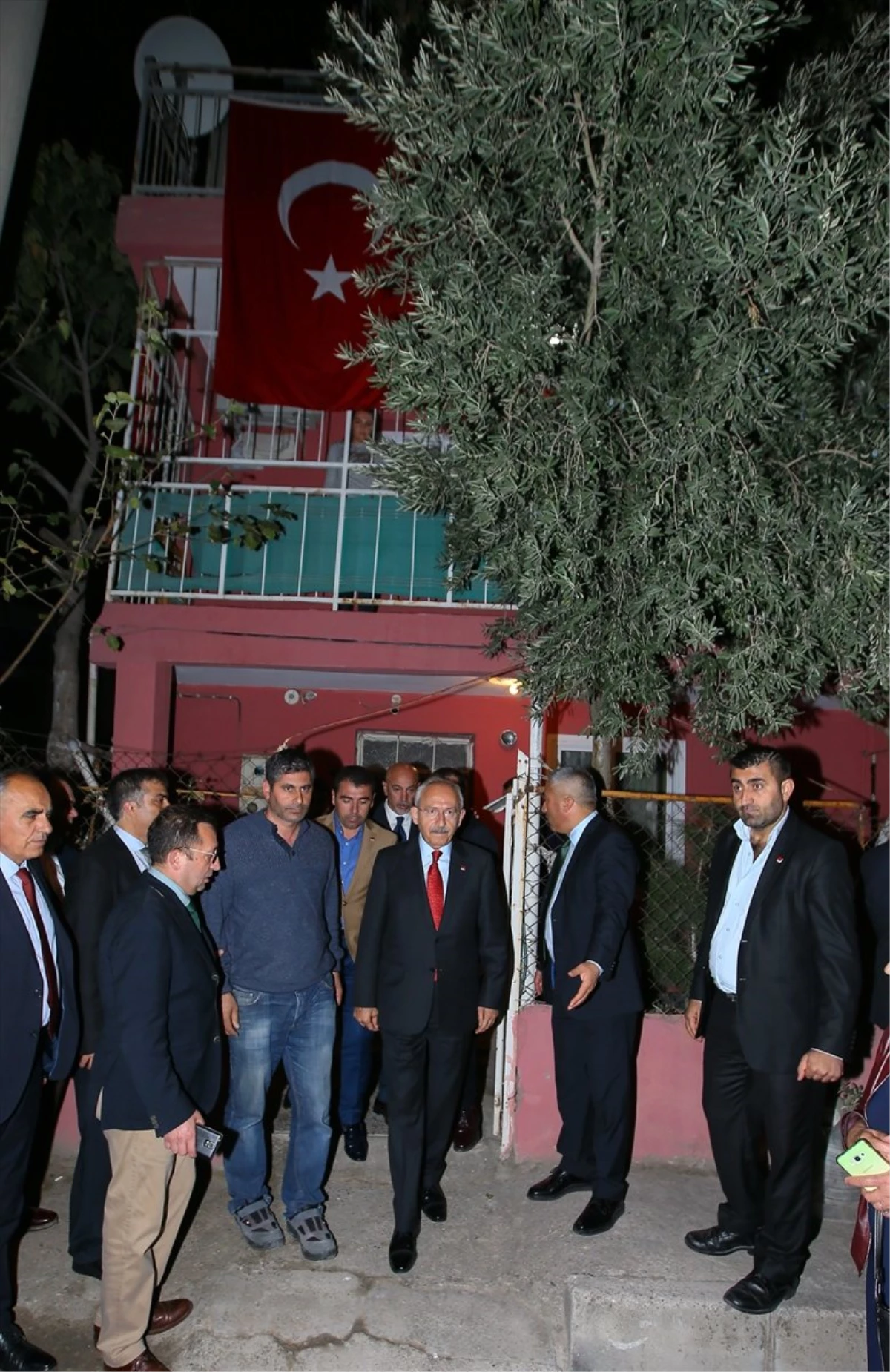 CHP Genel Başkanı Kılıçdaroğlu İzmir\'de