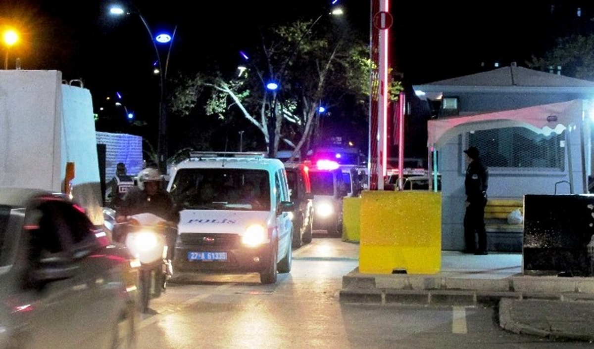 Gaziantep\'te 300 Polisle Operasyon