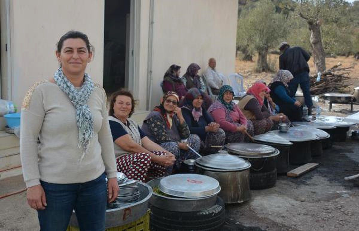 Köylüler Dua Edip, Yağmur İstedi