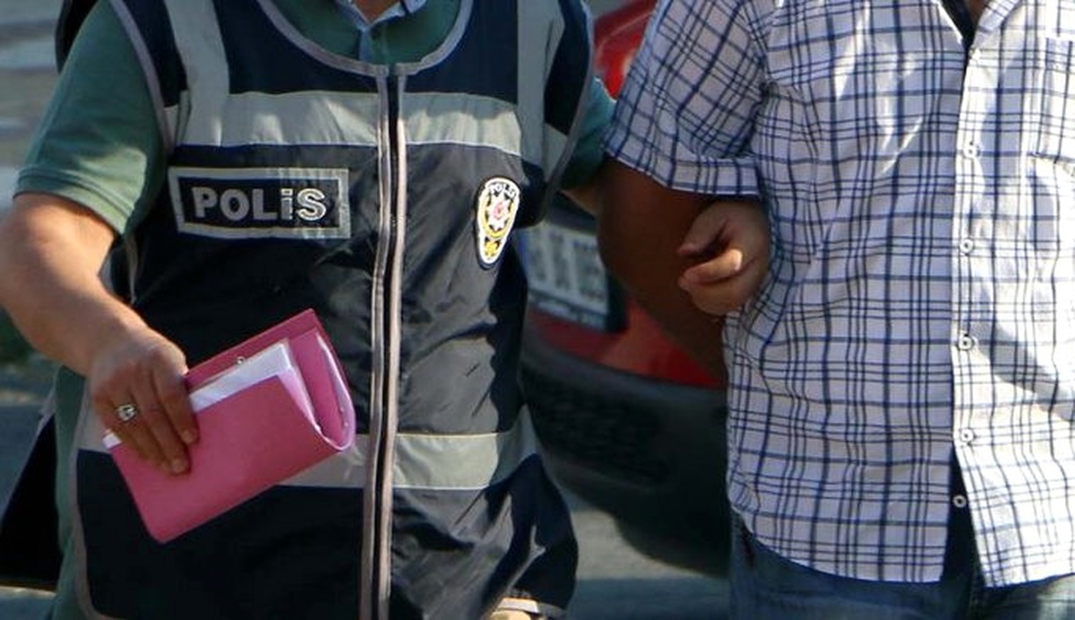 Nevşehir\'de Fetö/pdy\'den 2 Kişi Tutuklandı