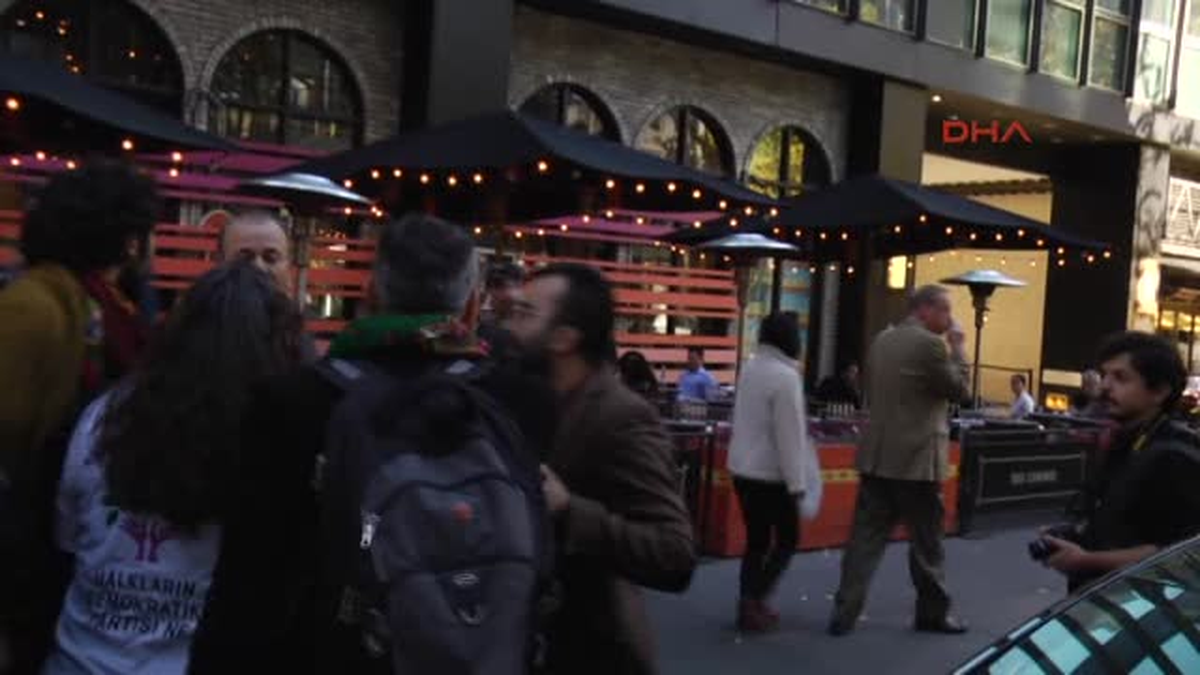 New York\'ta Hdp\'ye Destek Gösterisi