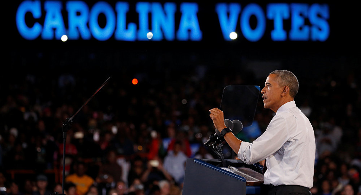 Obama'dan Clinton Mitinginde Trump Destekçisini Yuhalayanlara Tepki