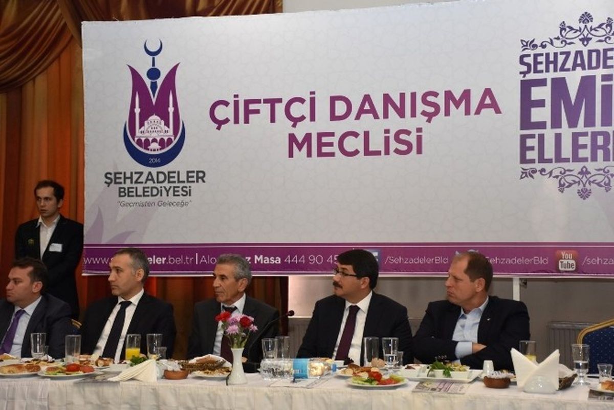 Şehzadeler\'de Üreticiler İçin Yol Haritası Belirleniyor