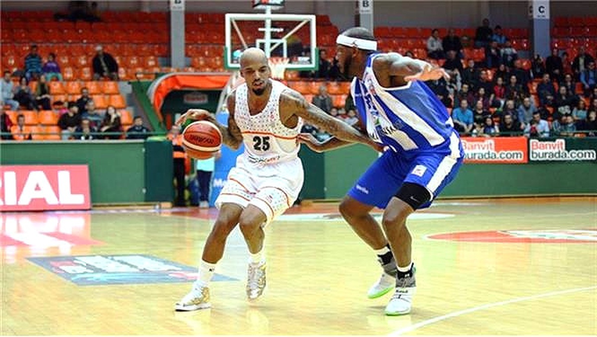 Spor Toto Basketbol Süper Ligi\'nde Banvit, Best Balıkesir\'e Konuk Oluyor