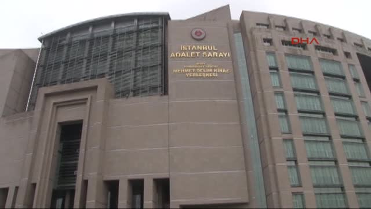 Tutuklananların Çıkışlarını Adliye Önünde Beklediler