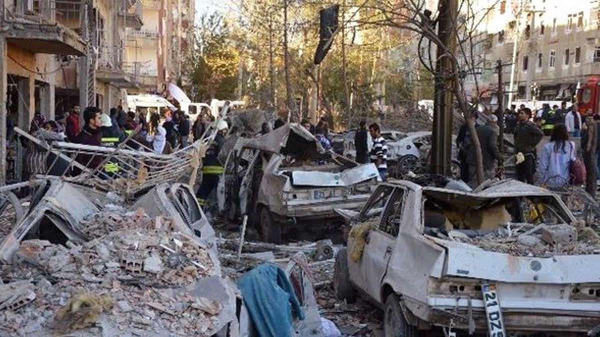 Diyarbakır'daki Terör Saldırısını PKK'nın Kolu TAK Üstlendi