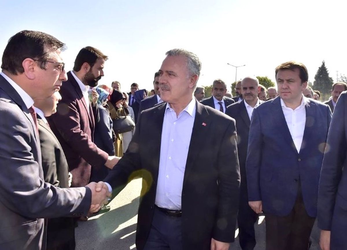 AK Parti\'li Ataş: "Hdp\'nin Meclis Çalışmalarını Durdurması Kendi Takdiridir"