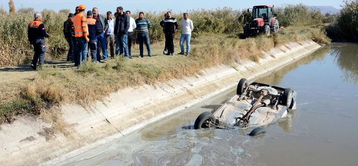 Aksaray\'da Çalıntı Araç, Atık Kanalında Bulundu