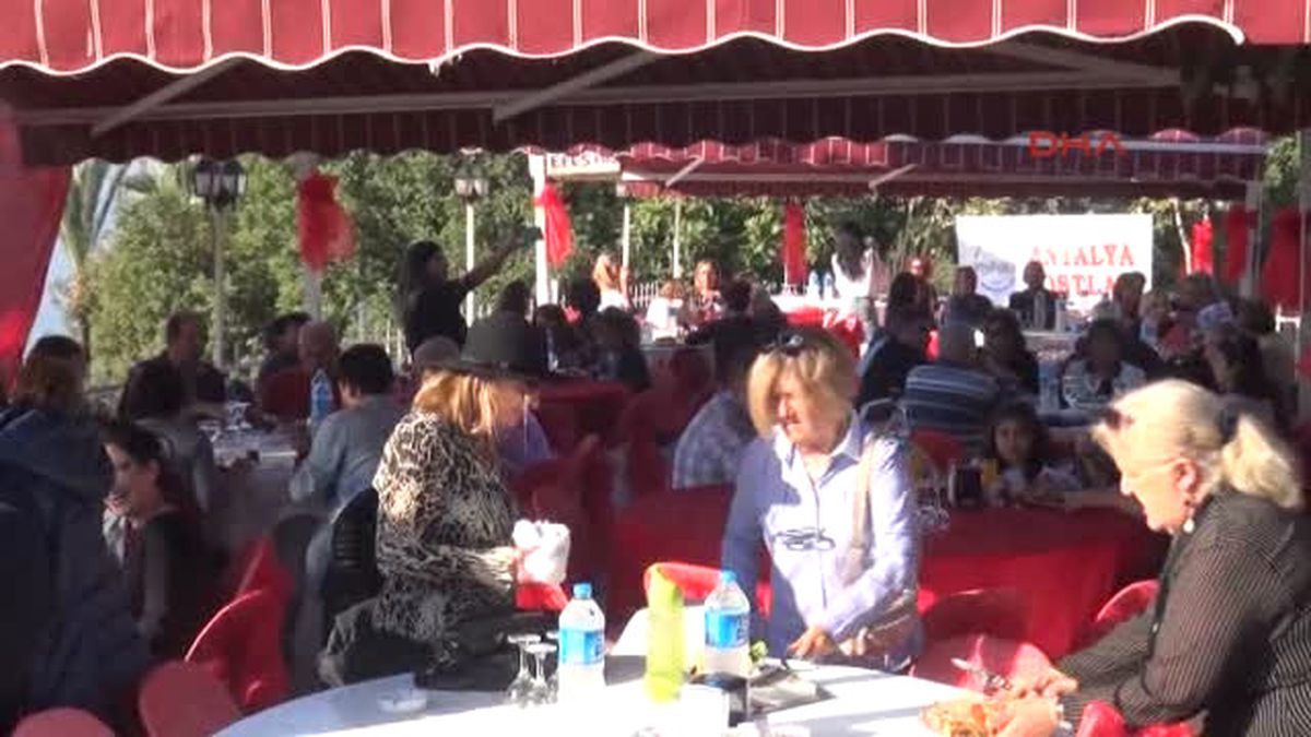 Antalya Dostları Kahvaltıda Buluştu