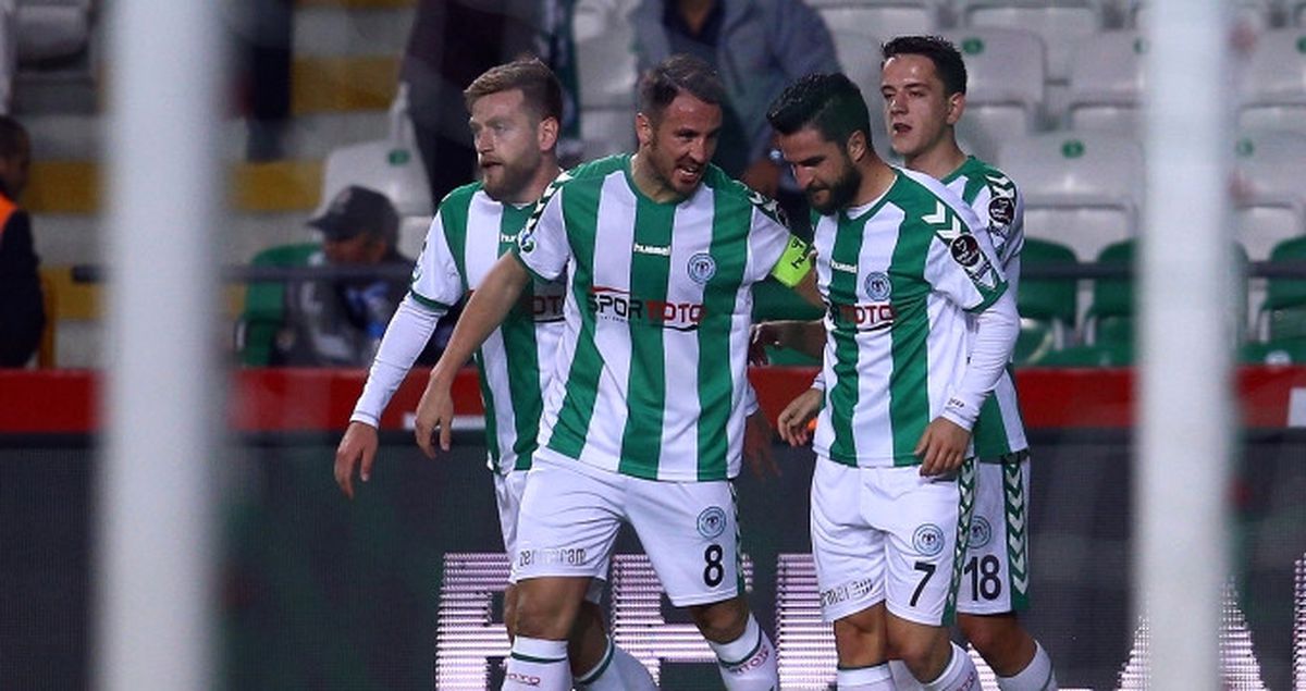 Atiker Konyaspor, Kasımpaşa'yı 2-1 Yenerek 3 Maç Sonra Kazandı
