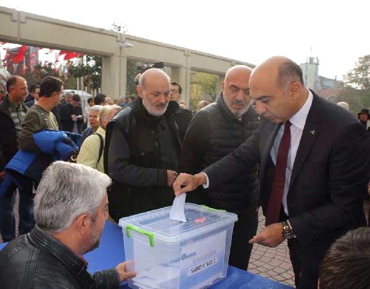 Bakırköy\'de Kamuoyu Araştırmasında Mega Yat Limanı Projesine Onay Çıktı