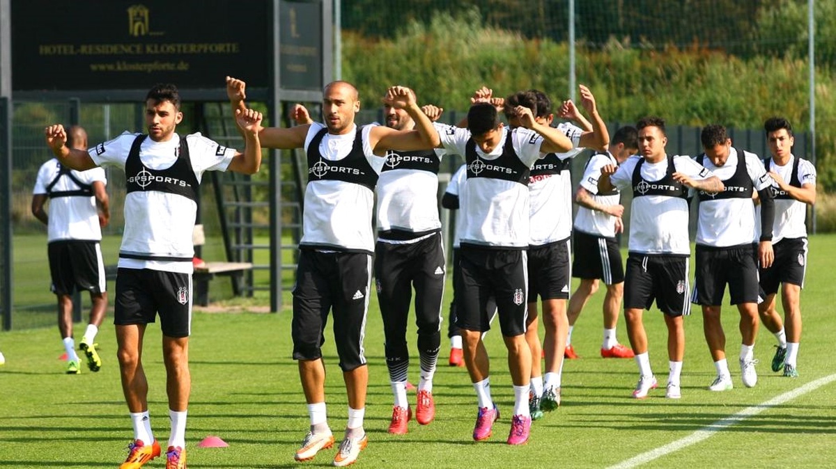 Beşiktaş, Az Alkmaar ile Hazırlık Maçı Yapacak
