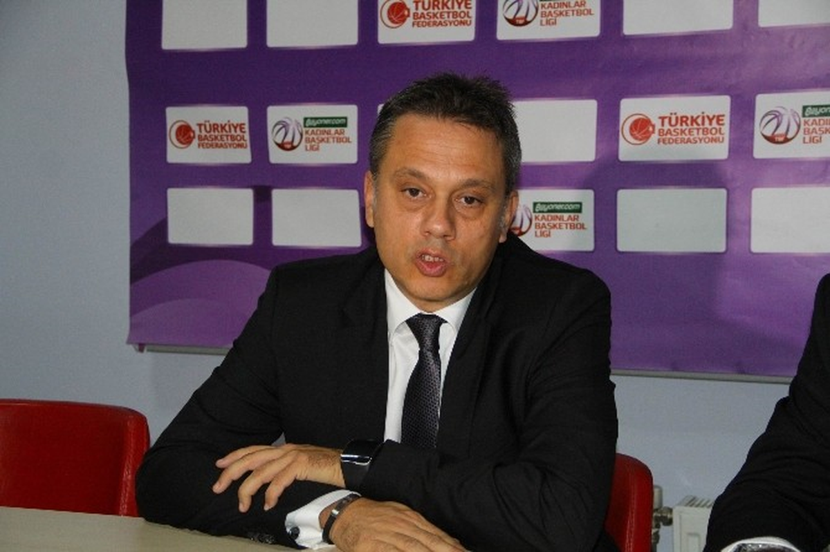 Dikeoulakos, "Kazandık Ama Maçın Farkı Oynadığımız Basketbolun Karşılığı Değildi"
