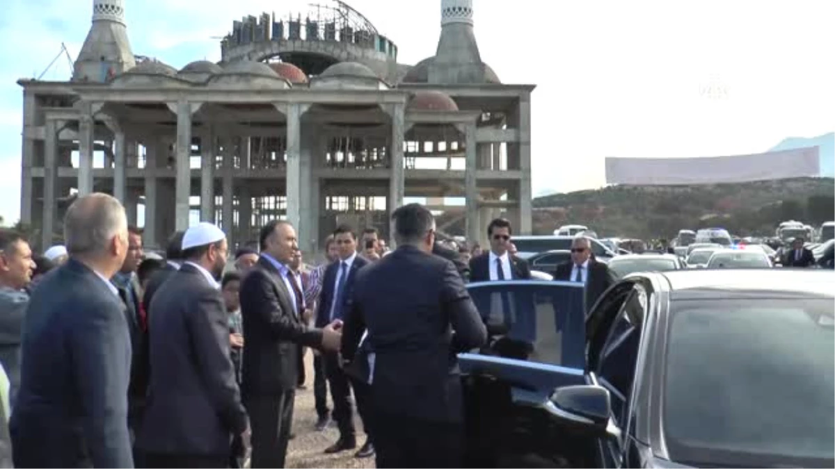 Ekonomi Bakanı Zeybekci - Hdp Milletvekillerinin Tutuklanması