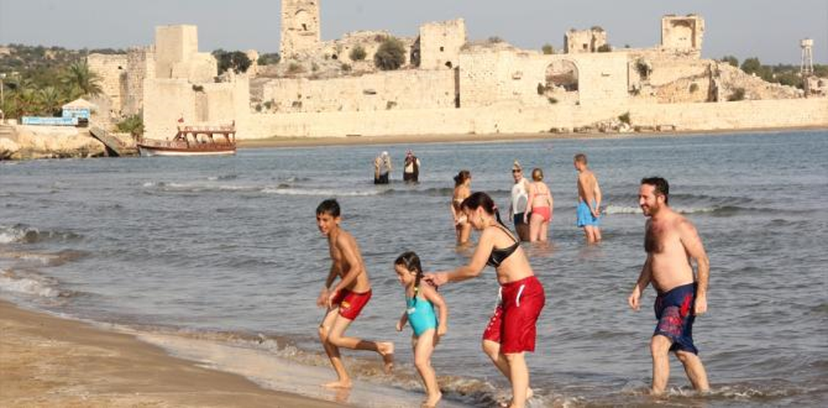 Konuk Üniversite Öğrencilerinin Deniz Keyfi
