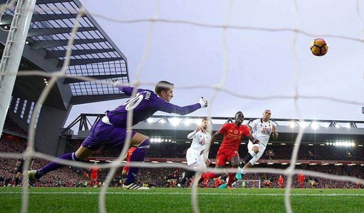 Liverpool 916 Gün Sonra Zirvede