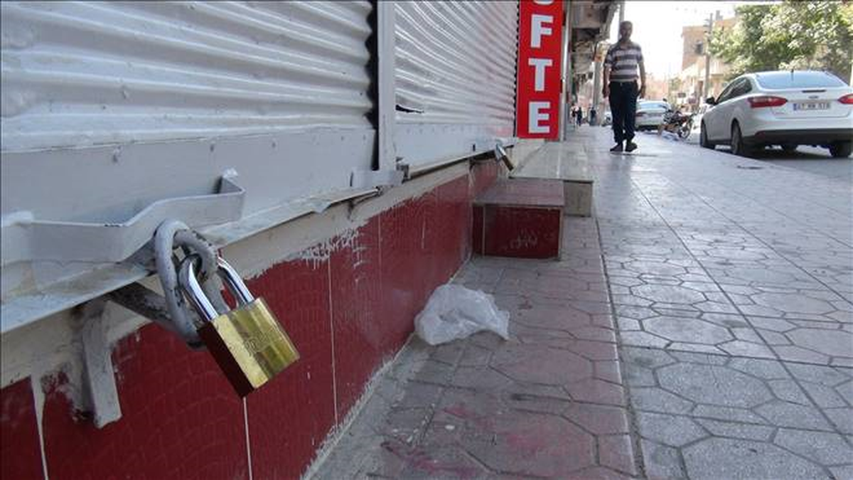 Mardin\'de Toplu Kepenk Kapatma Eylemi Yasaklandı, Alt Yapı Çalışmaları İzne Bağlandı