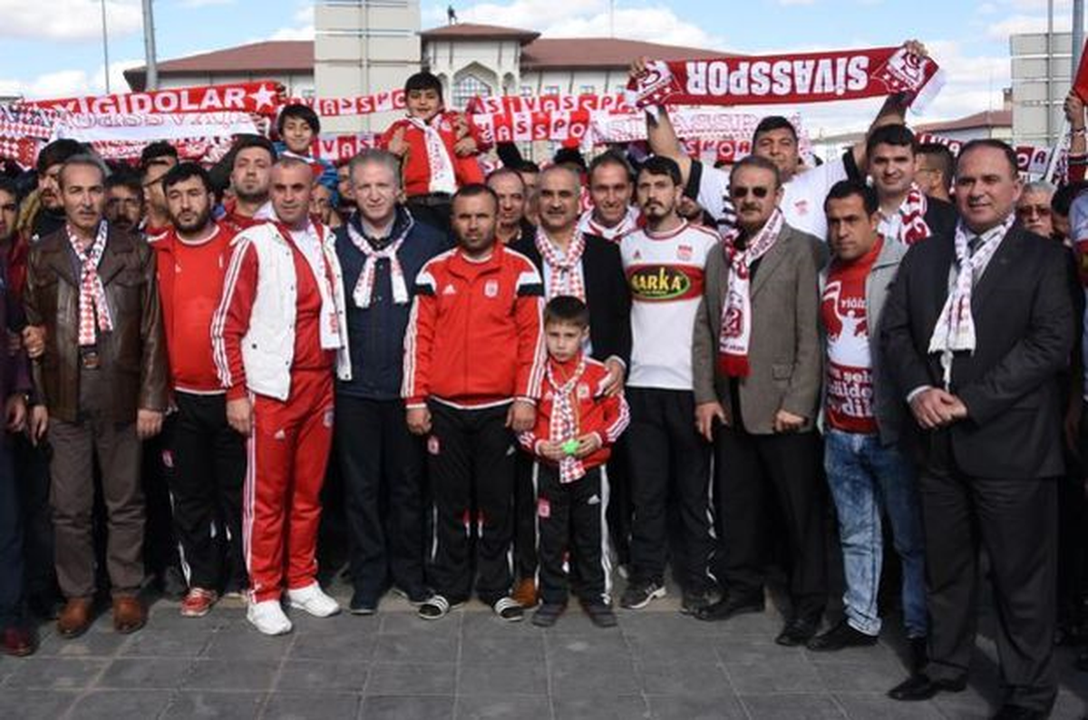 Sivasspor\'a Destek Yürüyüşü